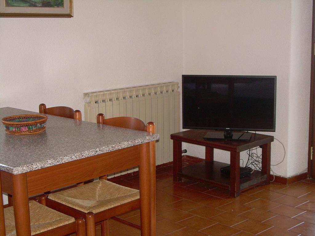 Casa Mary Leilighet Brenzone sul Garda Rom bilde