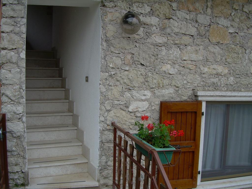 Casa Mary Leilighet Brenzone sul Garda Rom bilde