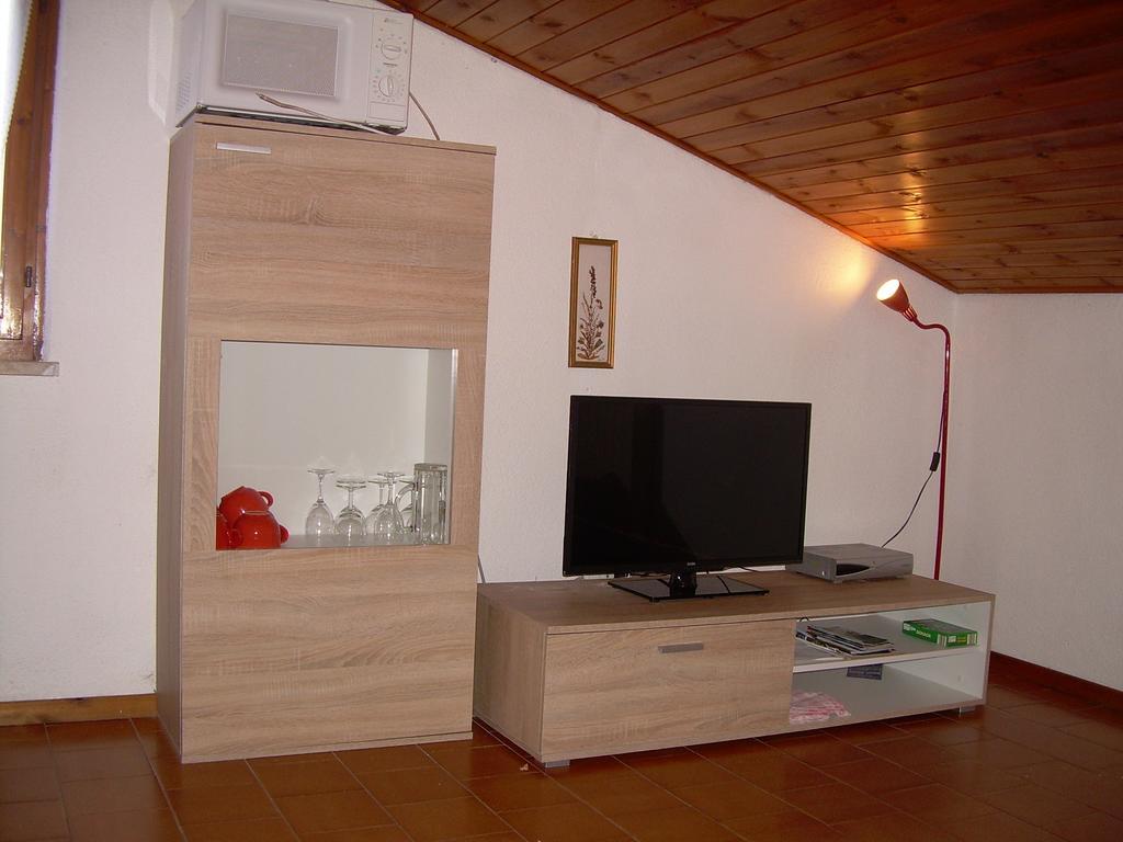 Casa Mary Leilighet Brenzone sul Garda Rom bilde